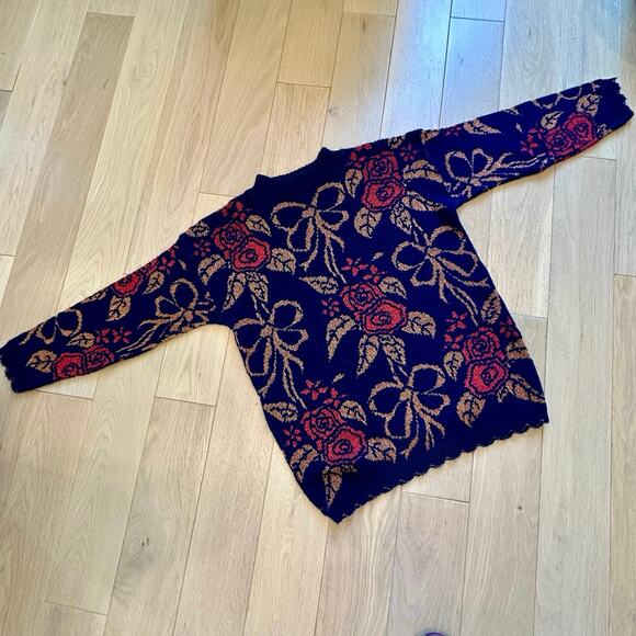 Dana Scott Sweaters - Vintage Dana Scott Christmas Sweater Blue Red And Copper Color Flowers and Bows